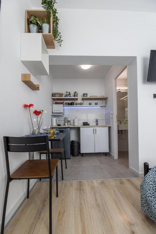Cozy Studio, Near Airport & Sea Apartment Porto Rafti Exterior photo